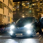 Renault Zoe passar Ingelas förortsliv, trots att hon inte kan ladda där hon bor.