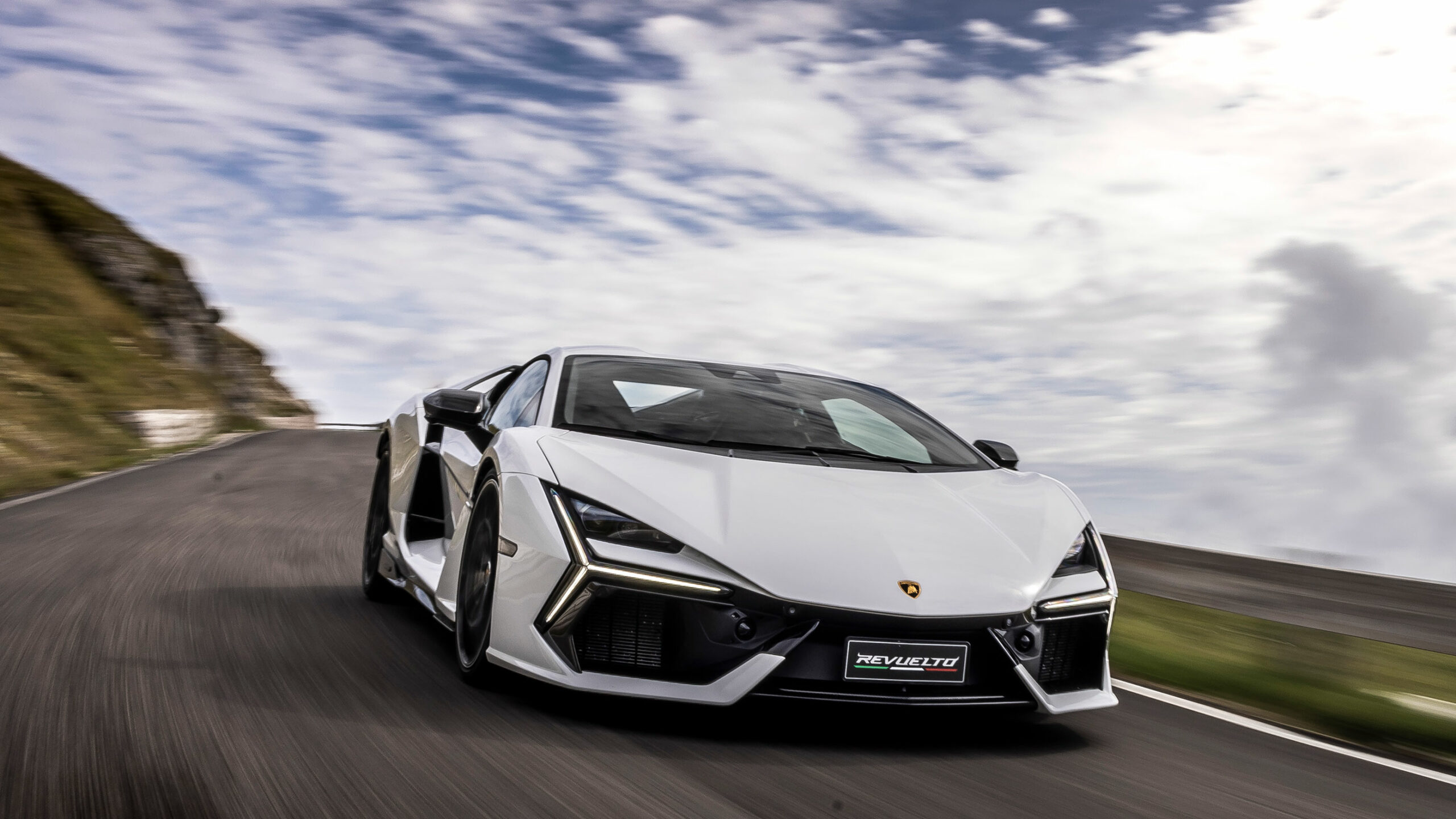 Lamborghini Revuelto