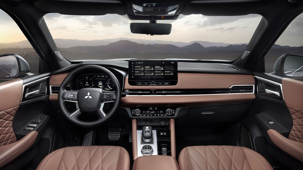 Interiören hos Mitsubishi Outlander Plug-in Hybrid.