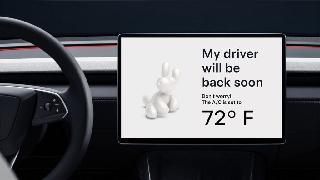 Bild på display i nya Tesla Model Y. 