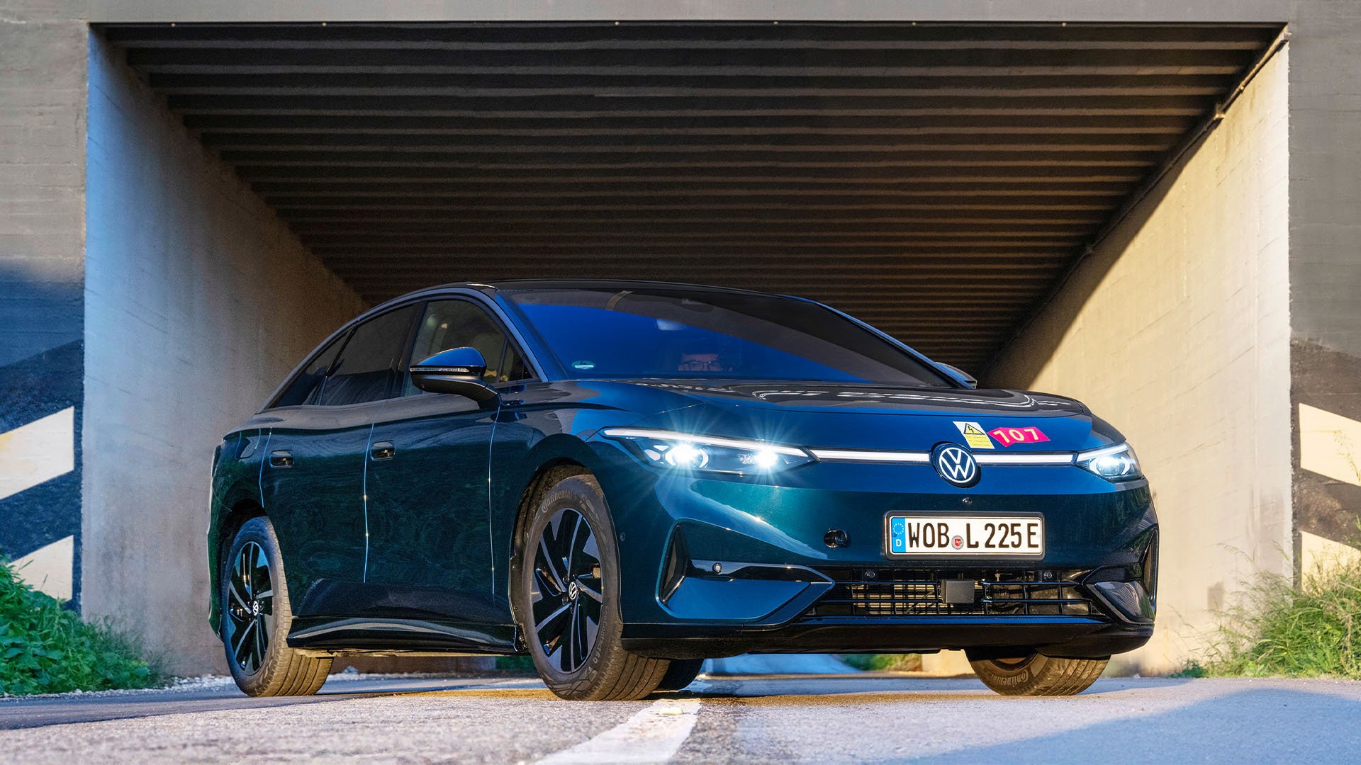Volkswagen ID.7 Pro S efter att ha satt räckviddsrekord i Nardo i Italien.